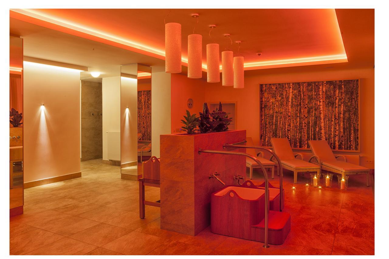 Malvazia Hotel Prievaly Екстериор снимка